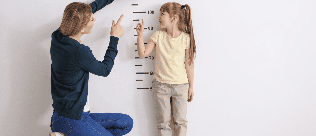A woman, Compare My Height With Others